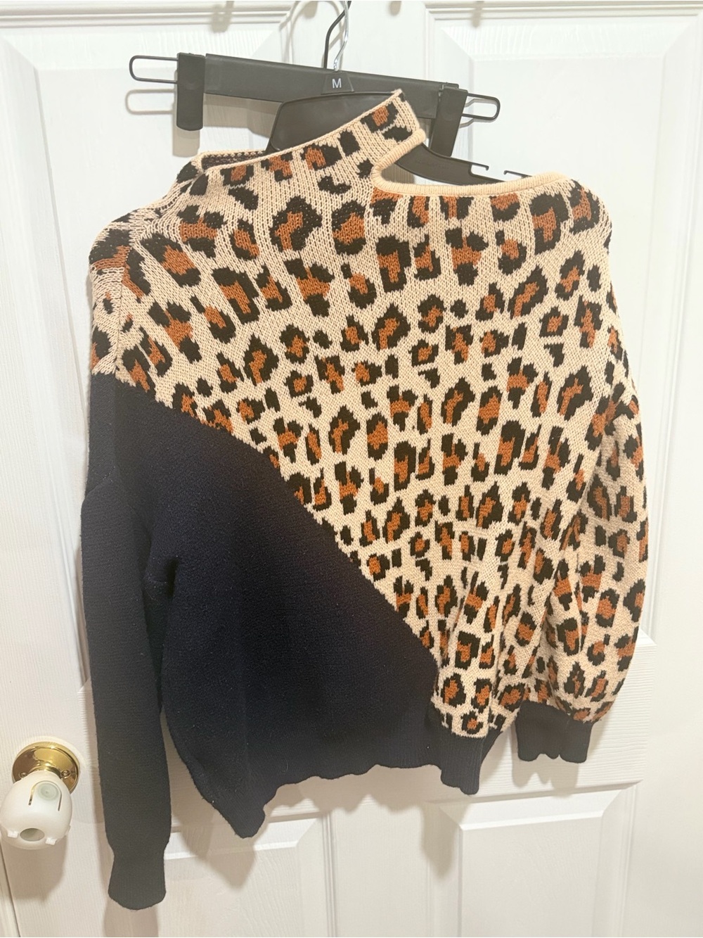Leopard Print Colorblock Women’s Sweater - Black & Cream